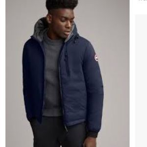 Mens like new Canada Goose jacket Medium